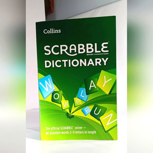 Scrabble Dictionary by Collins - Picture 1 of 6